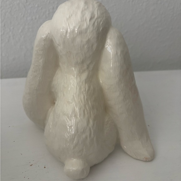 Vintage Lop Ear Bunny Rabbit Figurine Ceramic Easter Bunny - Picture 3 of 4